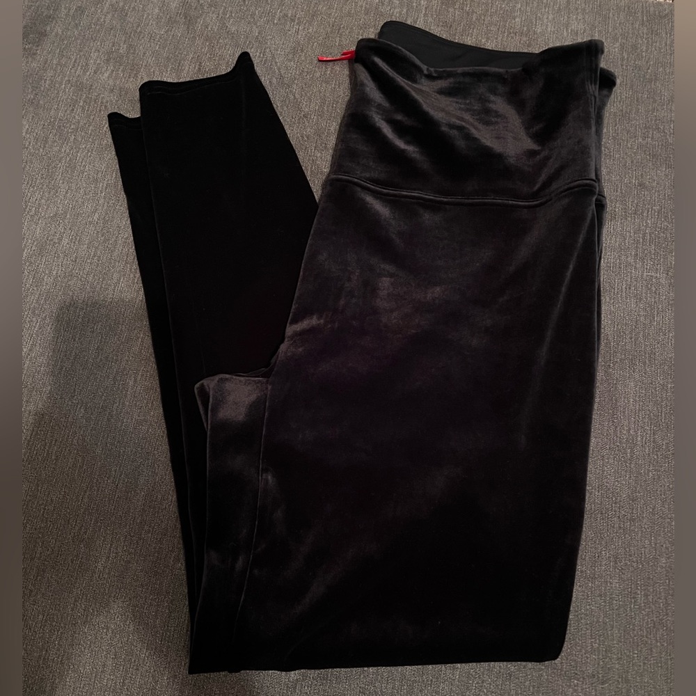 Spanx Brand Black Velvet Leggings Size 3X